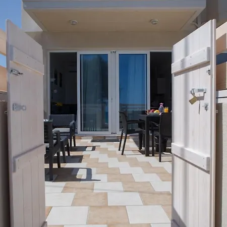 Wink Bnb Paraliaki Kíssamos