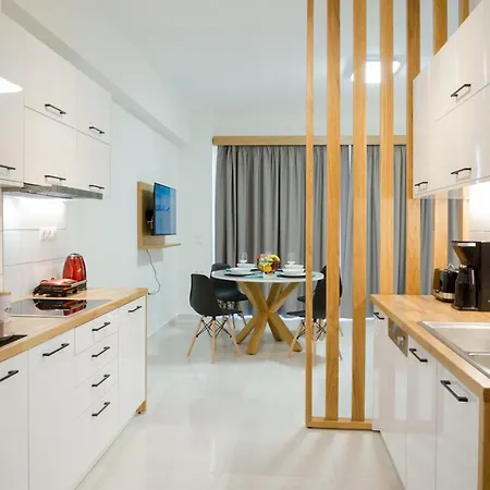 Wink Bnb Paraliaki Apartamento *