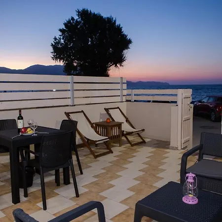 Apartamento Wink Bnb Paraliaki