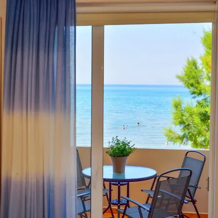Appartement Wink Bnb Paraliaki Kíssamos