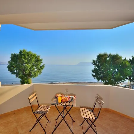 Wink Bnb Paraliaki Apartamento