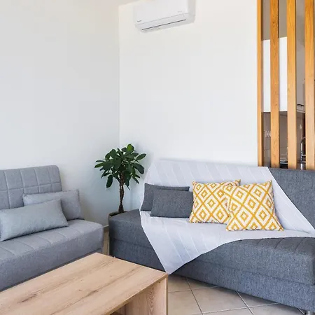 Apartamento Wink Bnb Paraliaki *