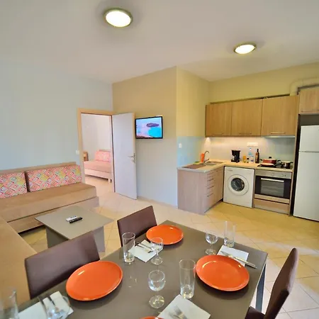 Apartamento Wink Bnb Paraliaki Kíssamos